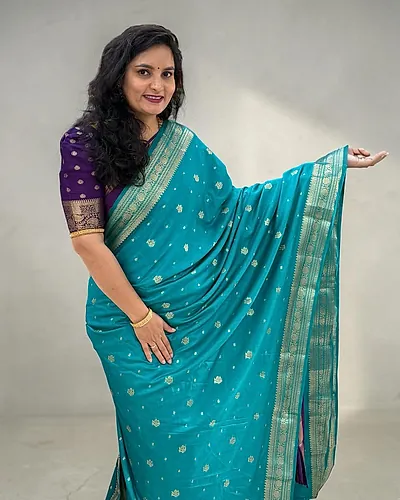 Georgette (Motifs & Rich Pallu)